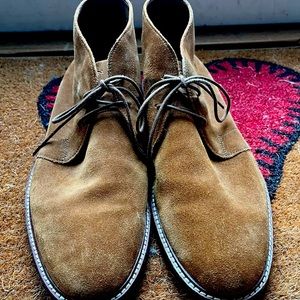 Bostonian Tan Suede Chukka Boots